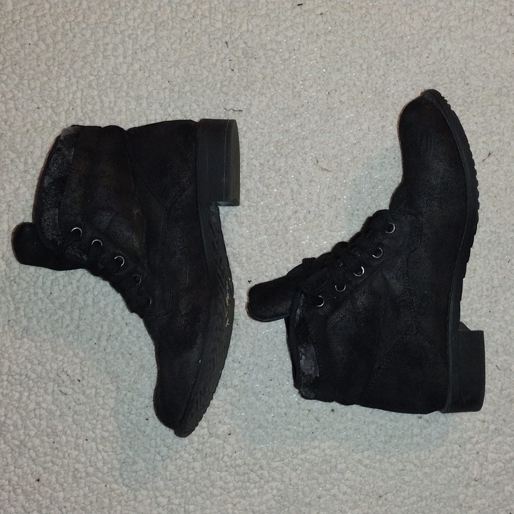 White Mt. Size 8 Women's Winter Ankle Boots Booties Black Gray Faux Fur Suede